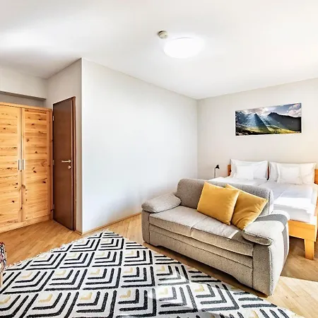 Krejza Guest house 3*