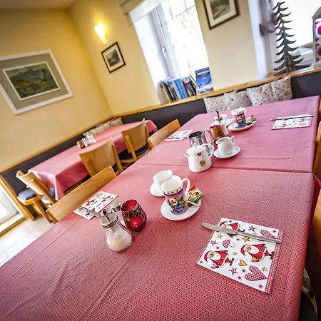 克雷萨旅馆 招待所