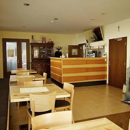 克雷萨旅馆 招待所 Vysoké Tatry