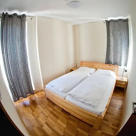 Konukevi Krejza