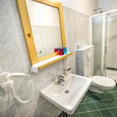 Krejza Guest house